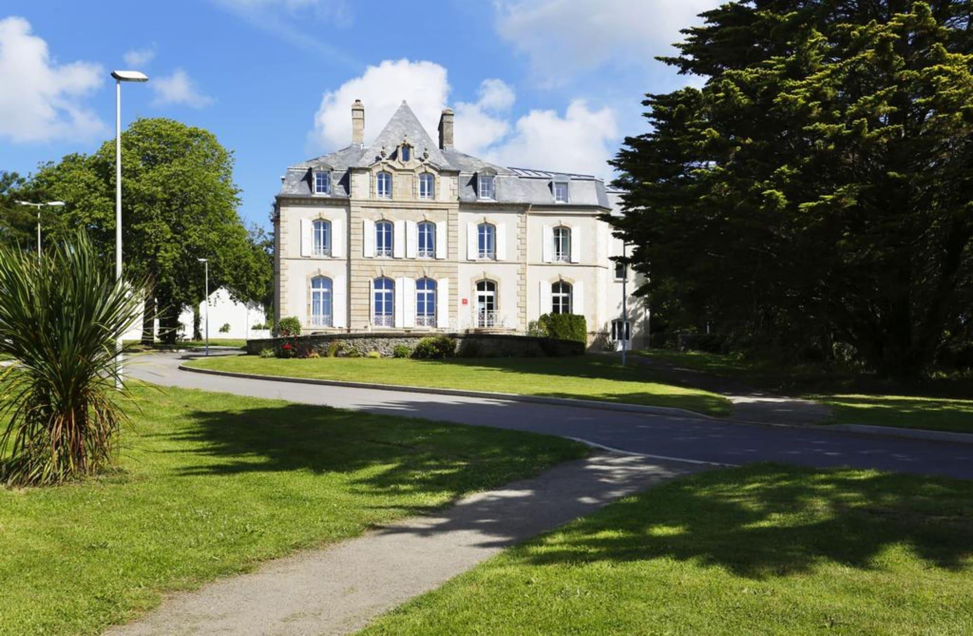 Terres De France Le Domaine De La Baie Hotel Audierne Bagian luar foto