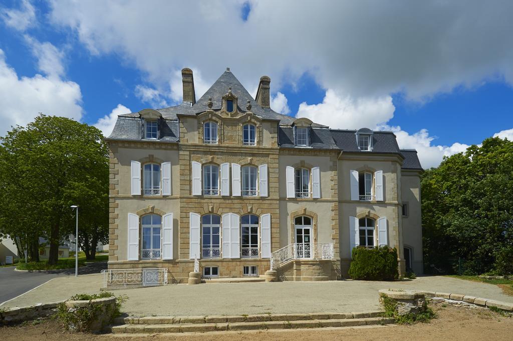 Terres De France Le Domaine De La Baie Hotel Audierne Bagian luar foto