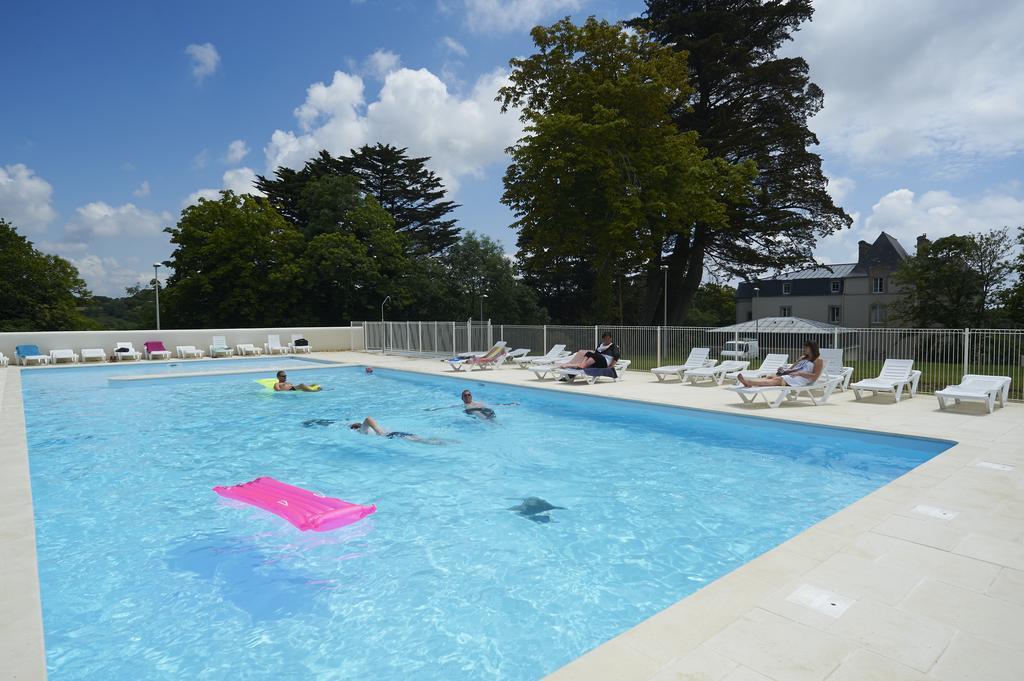 Terres De France Le Domaine De La Baie Hotel Audierne Bagian luar foto